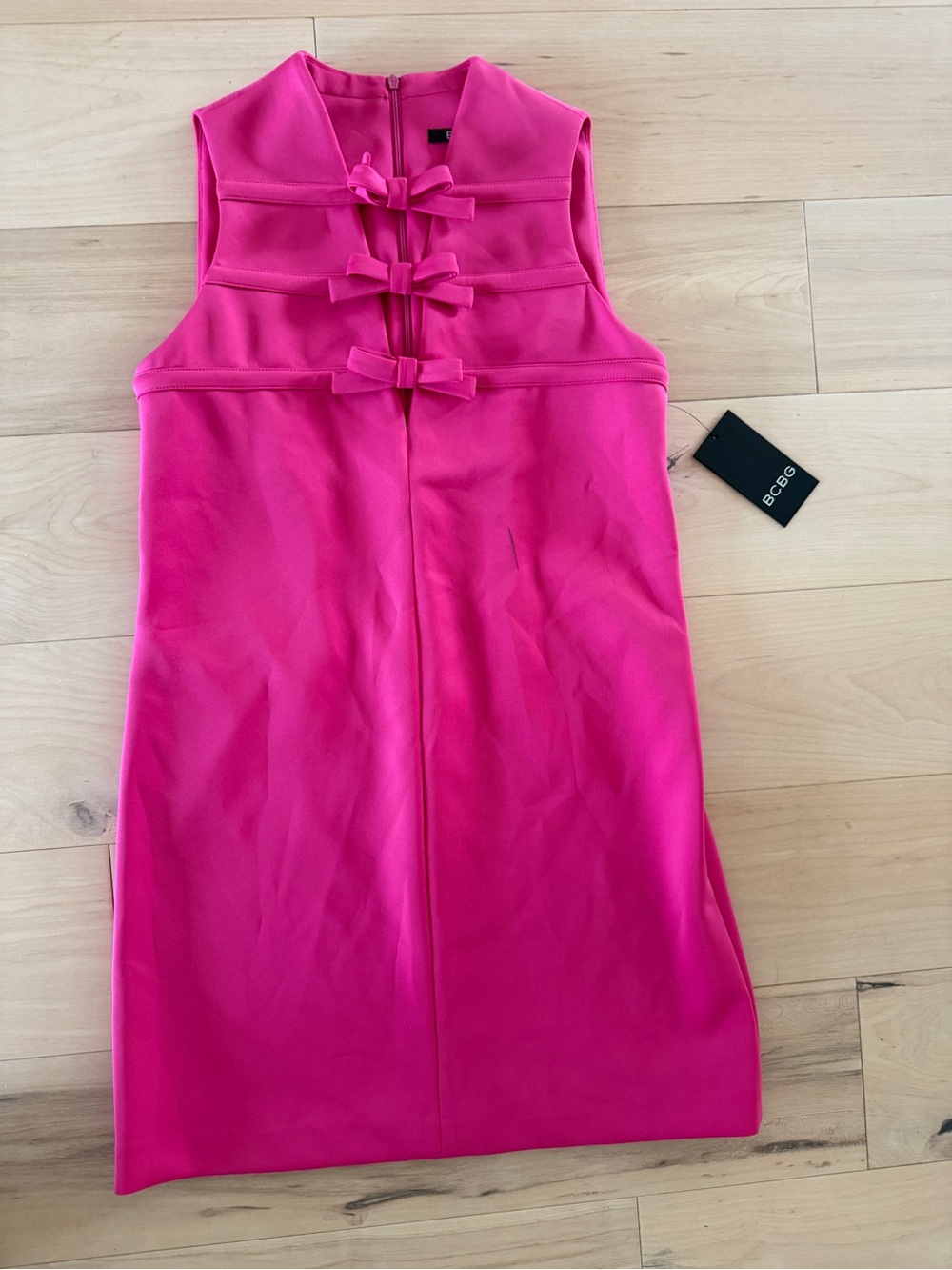 BCBG Fuchsia Sleeveless Bow-Front Shift Dress
